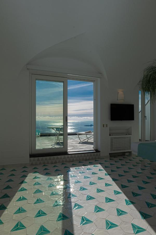 Petrea Lifestyle Suites Positano Exterior foto